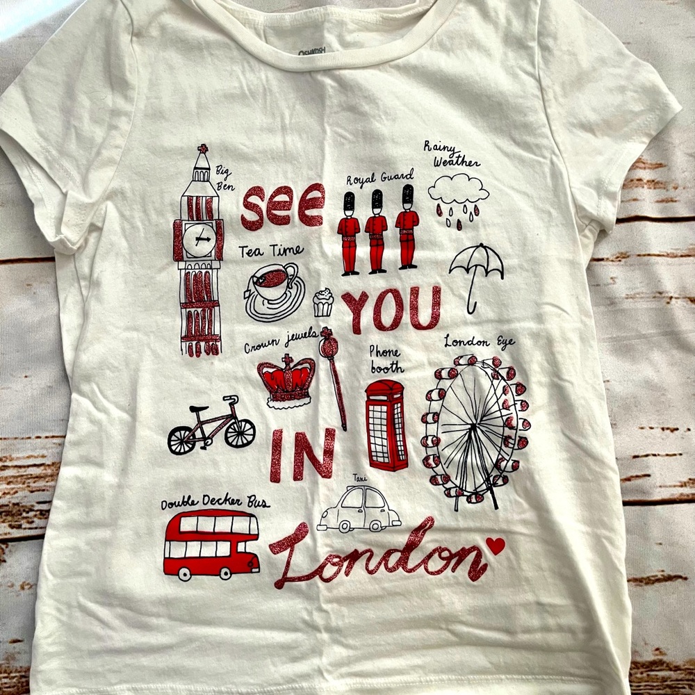 Oshkosh London tee, with red glitter size 8